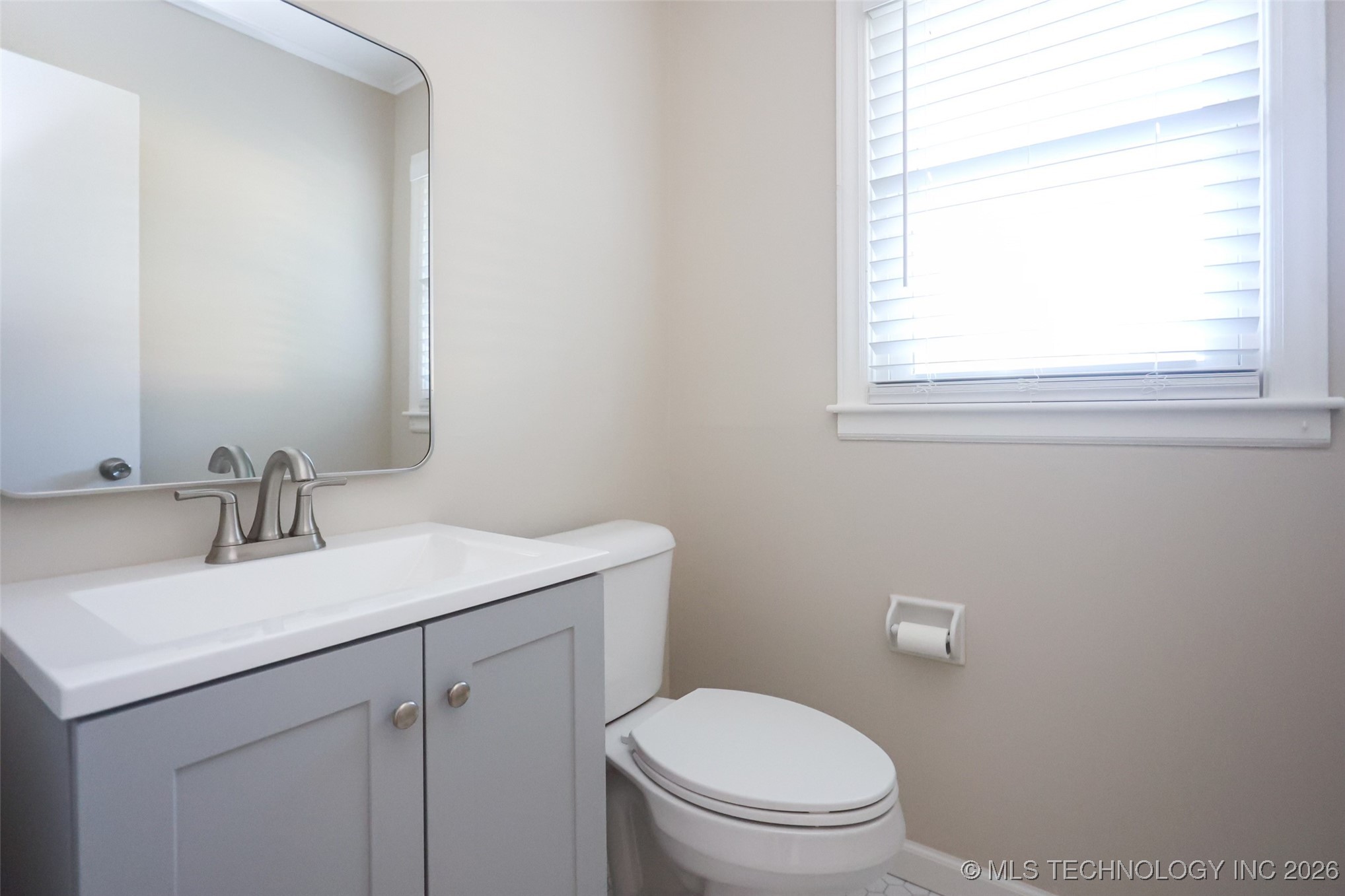 5138 E 23rd Street Property Photo 18