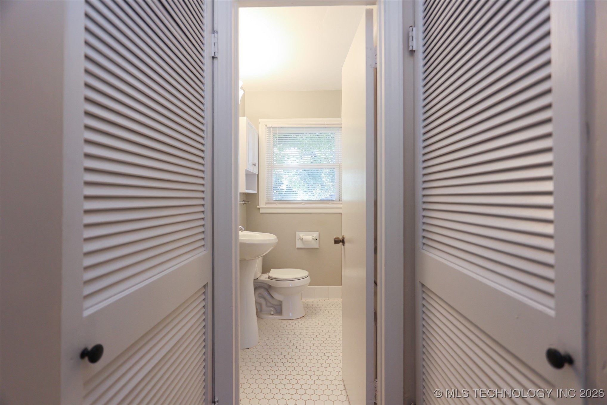 5138 E 23rd Street Property Photo 19