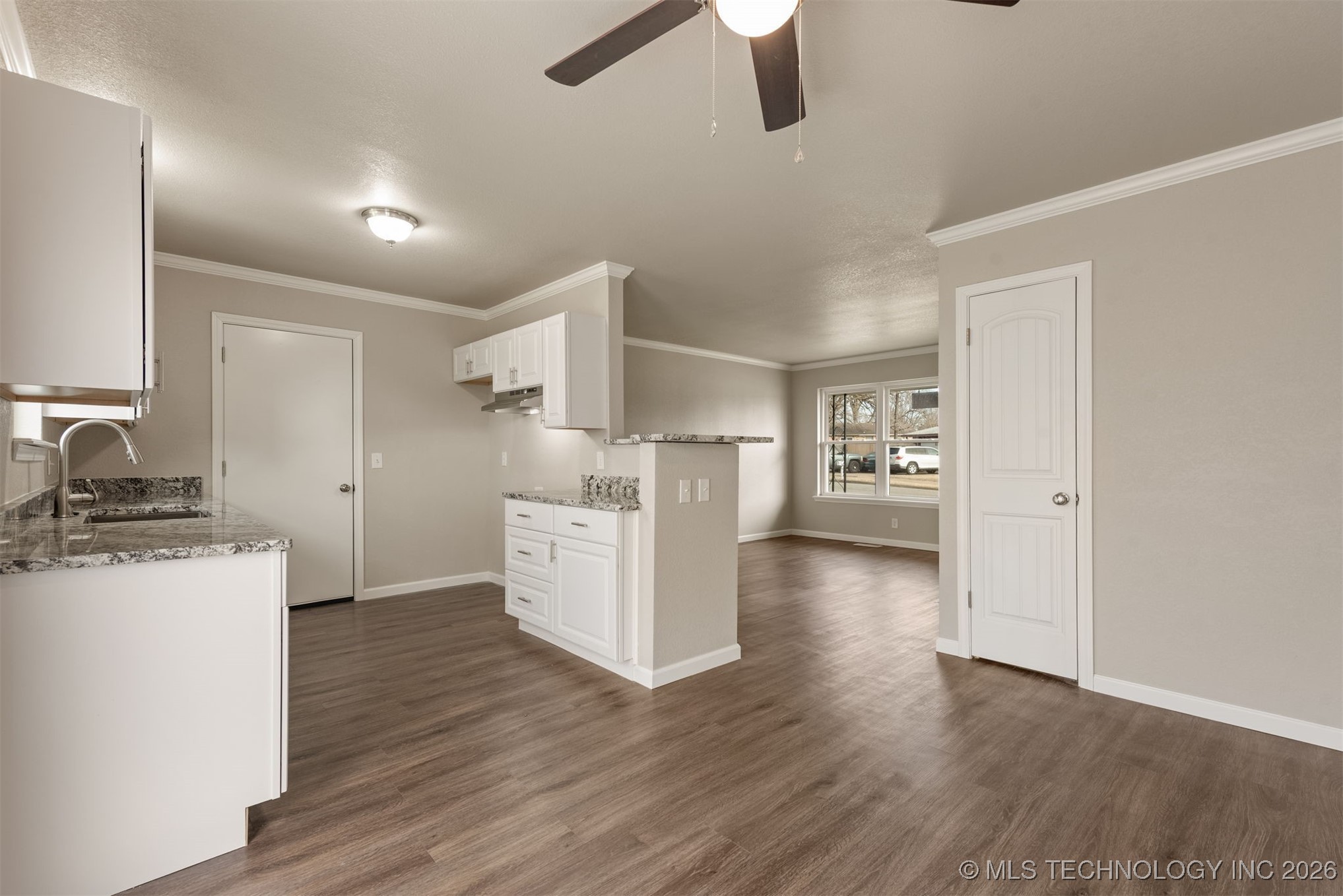 218 S 163rd East Avenue Property Photo 21