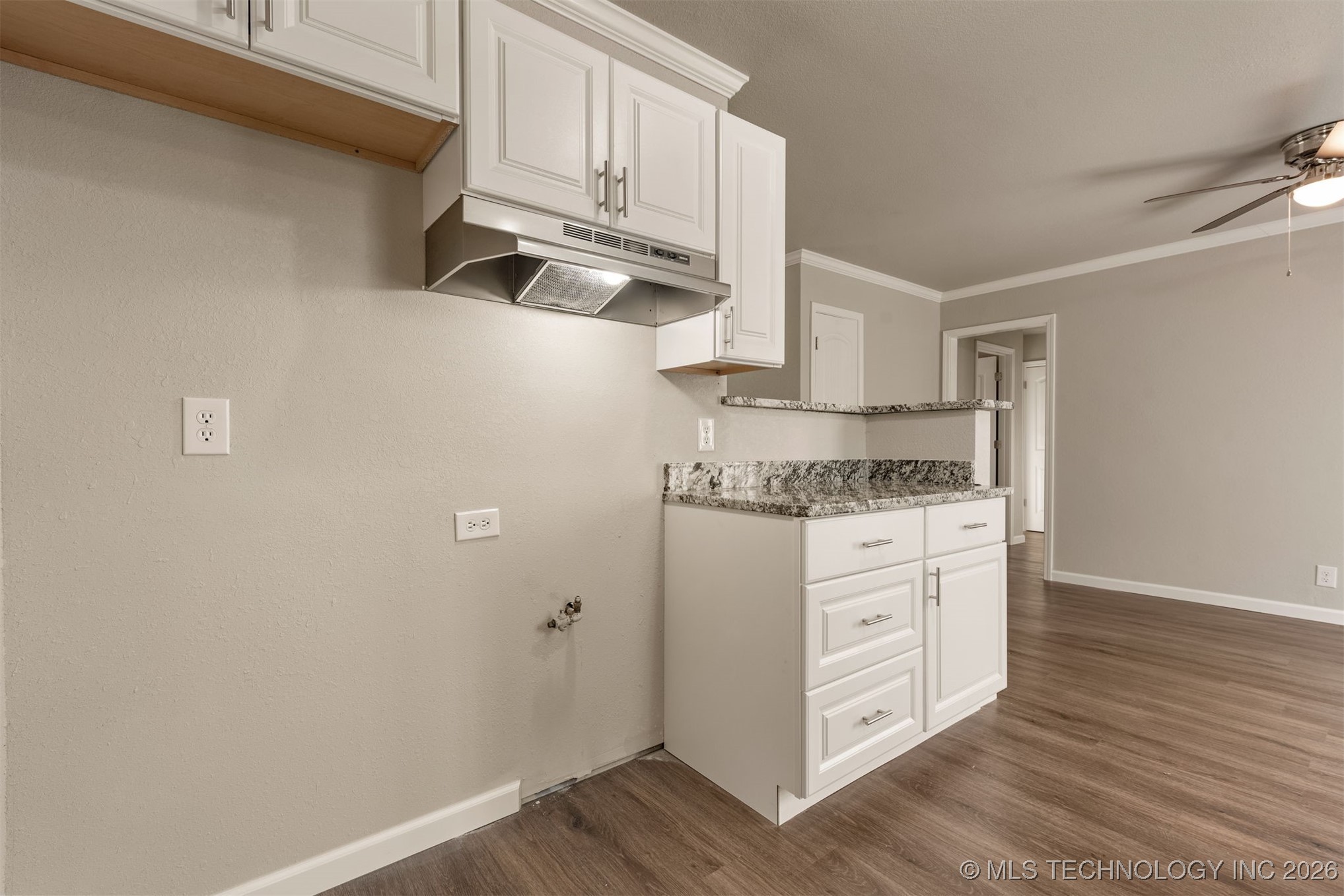 218 S 163rd East Avenue Property Photo 24