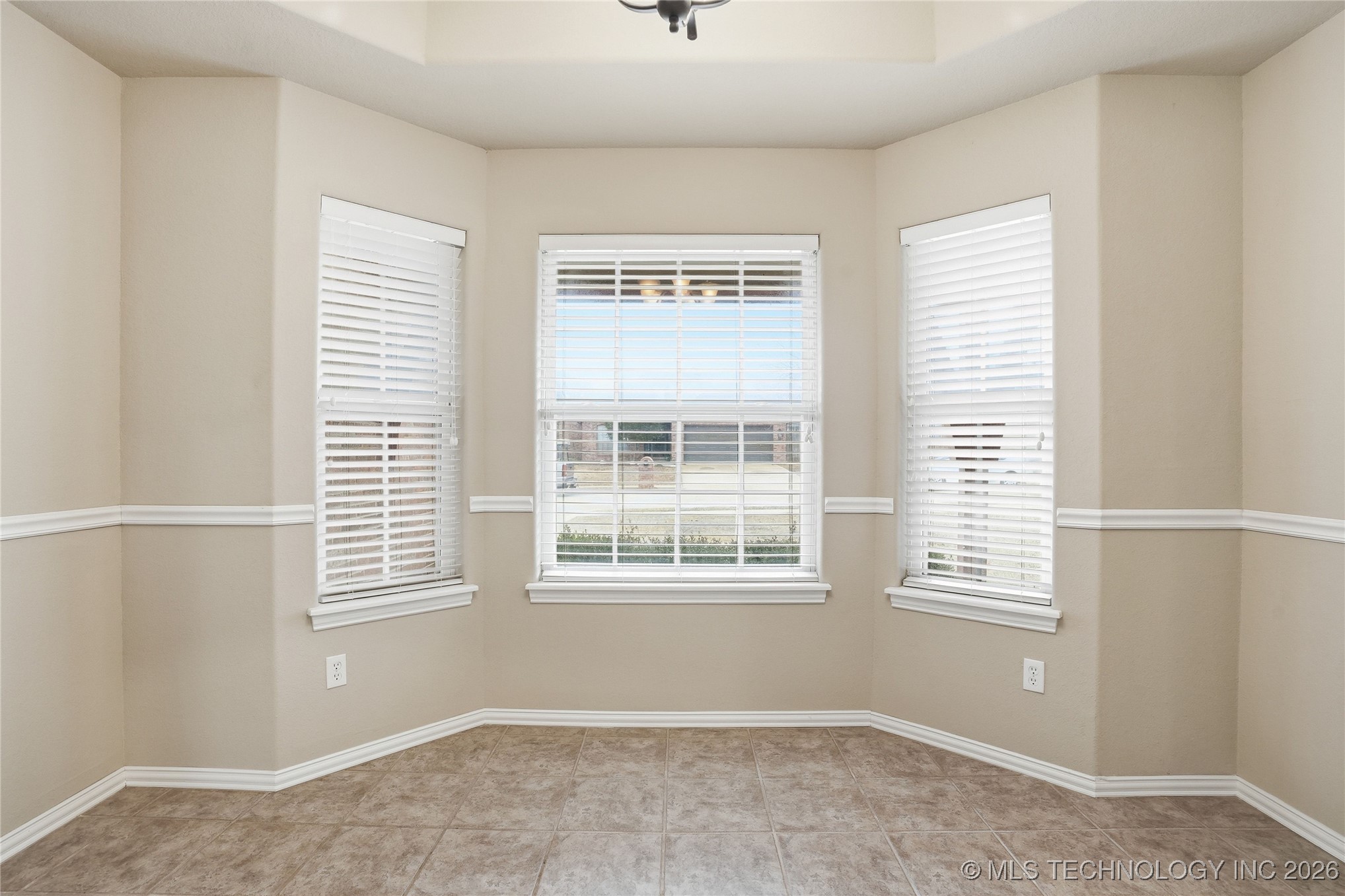 5304 Barr Drive Property Photo 32