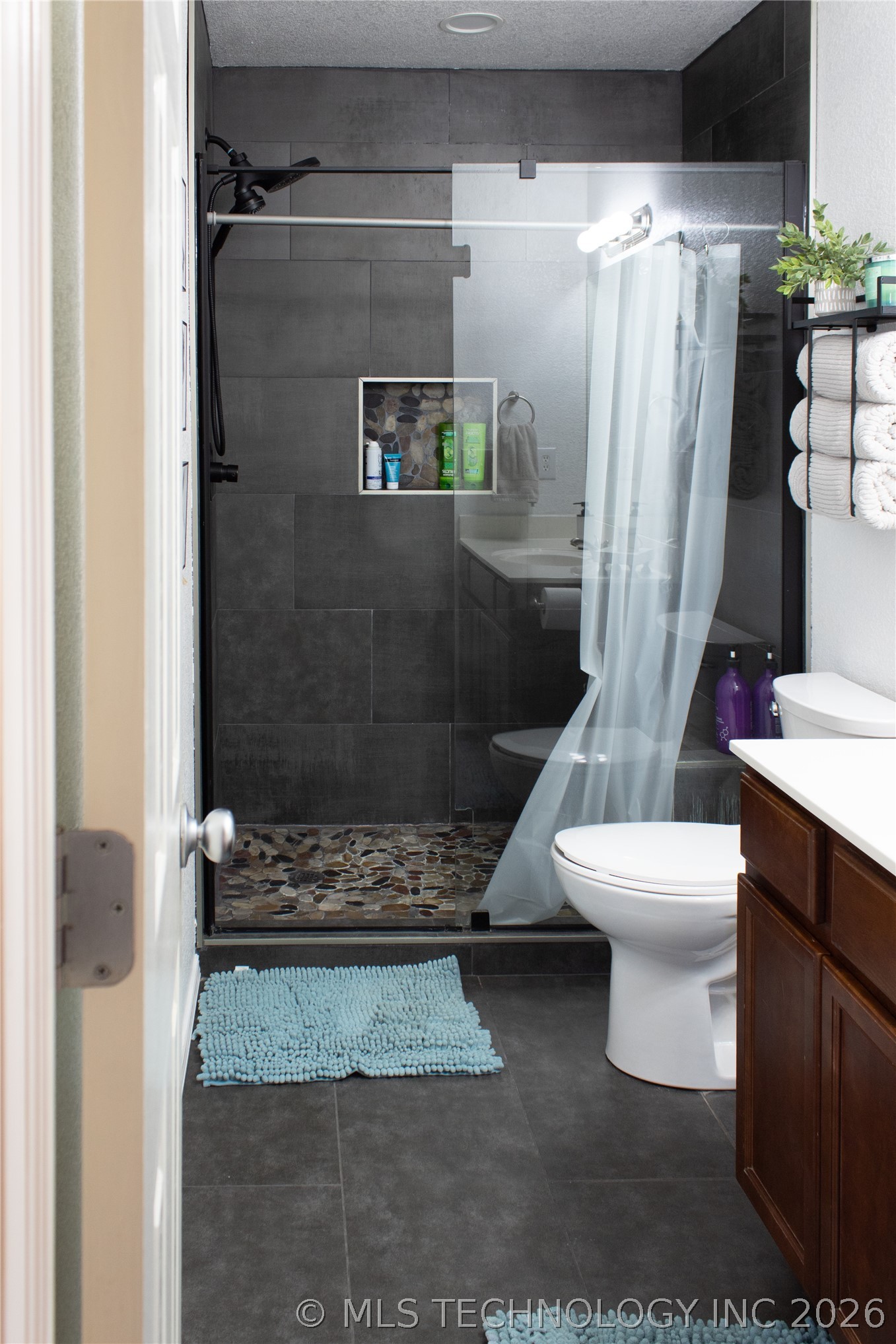 8366 E 160th Place S Property Photo 13