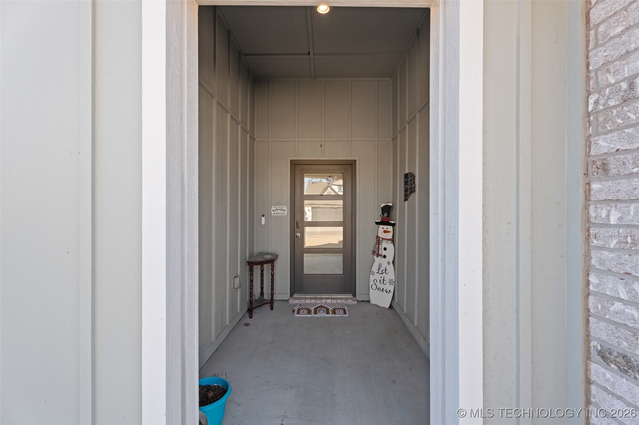 15918 E 75th Street N Property Photo 5