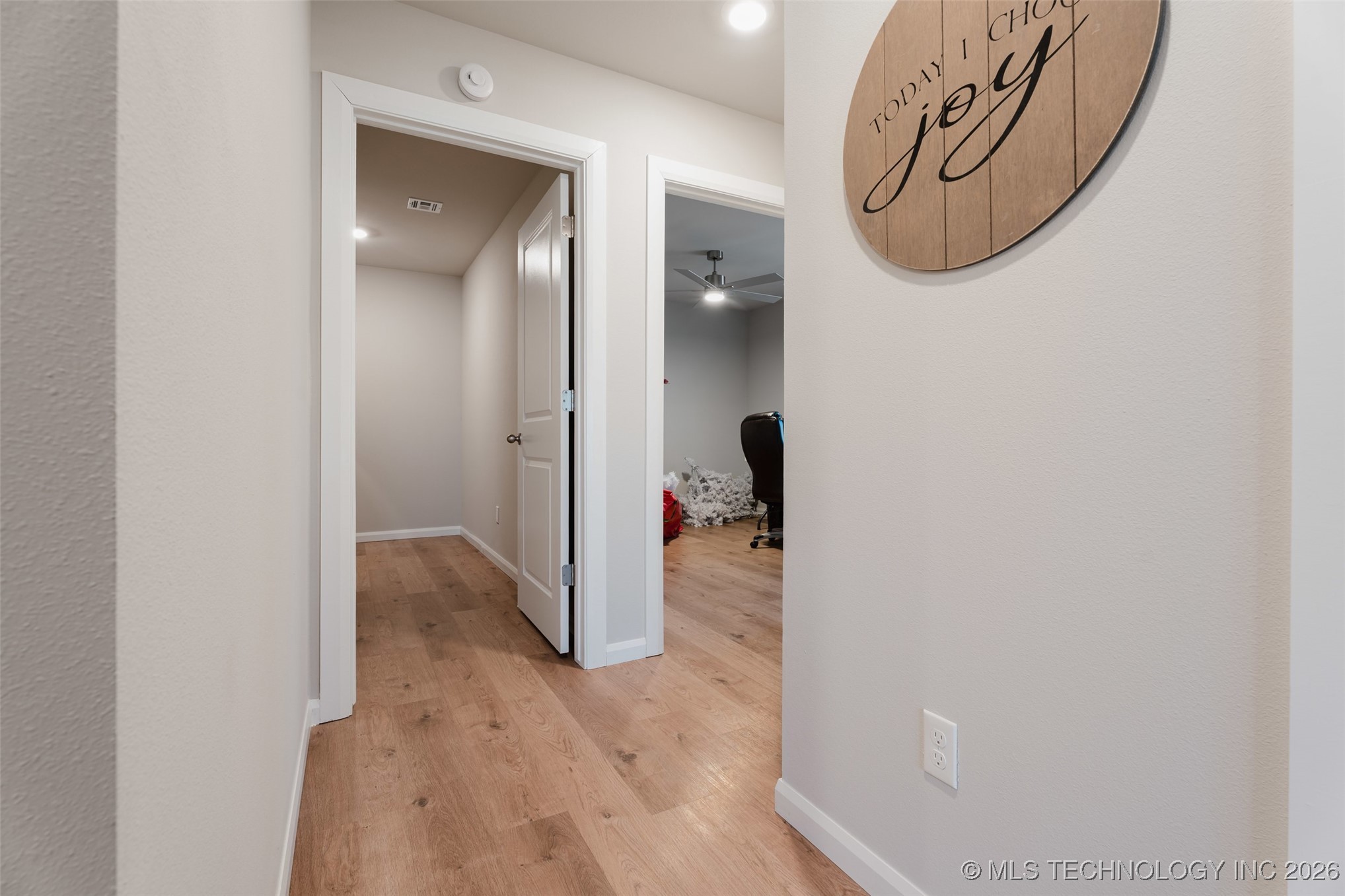 15918 E 75th Street N Property Photo 28