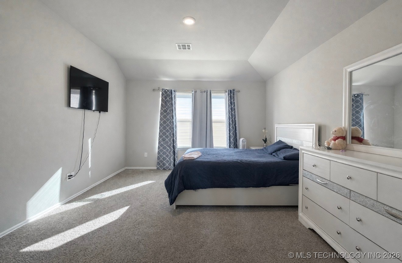 1825 E Vandalia Street Property Photo 15