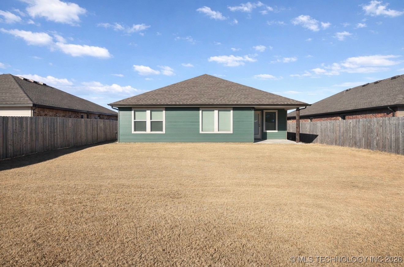 1825 E Vandalia Street Property Photo 22