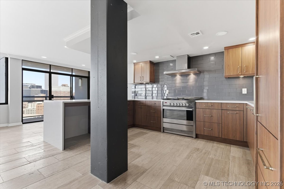 450 W 7th Street 1801-1802 Property Photo 4