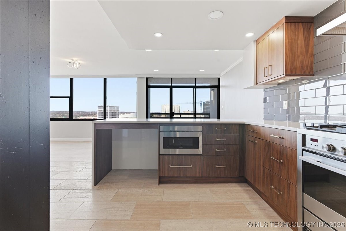 450 W 7th Street 1801-1802 Property Photo 6