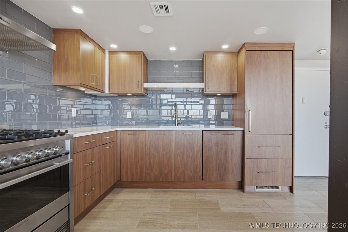 450 W 7th Street 1801-1802 Property Photo 7