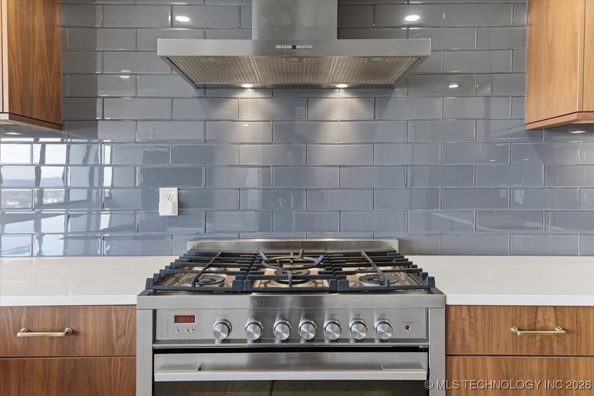 450 W 7th Street 1801-1802 Property Photo 9