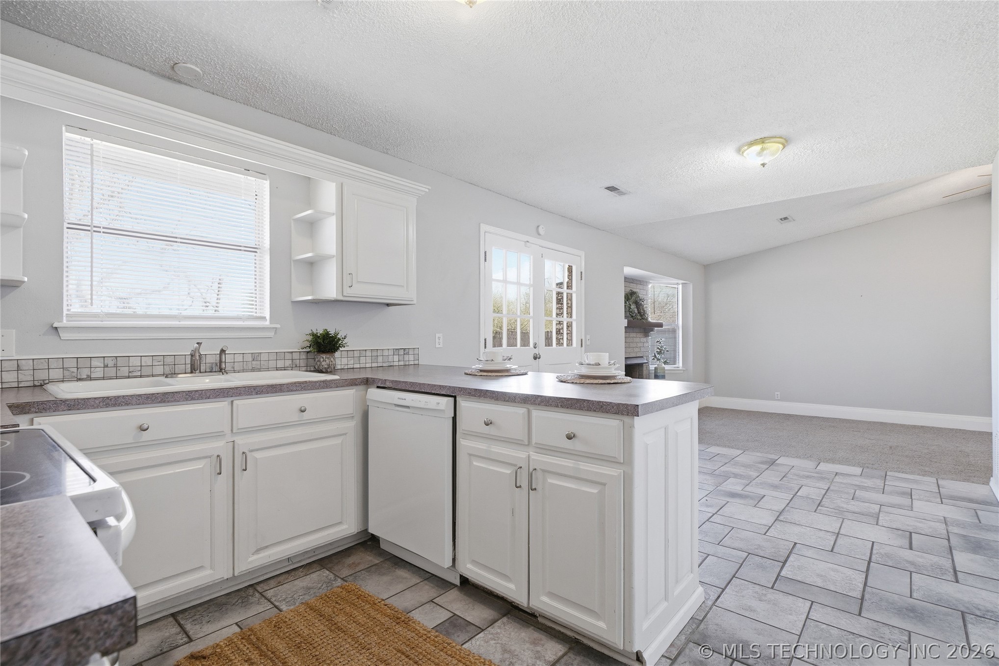 661 E 133rd Place Property Photo 12