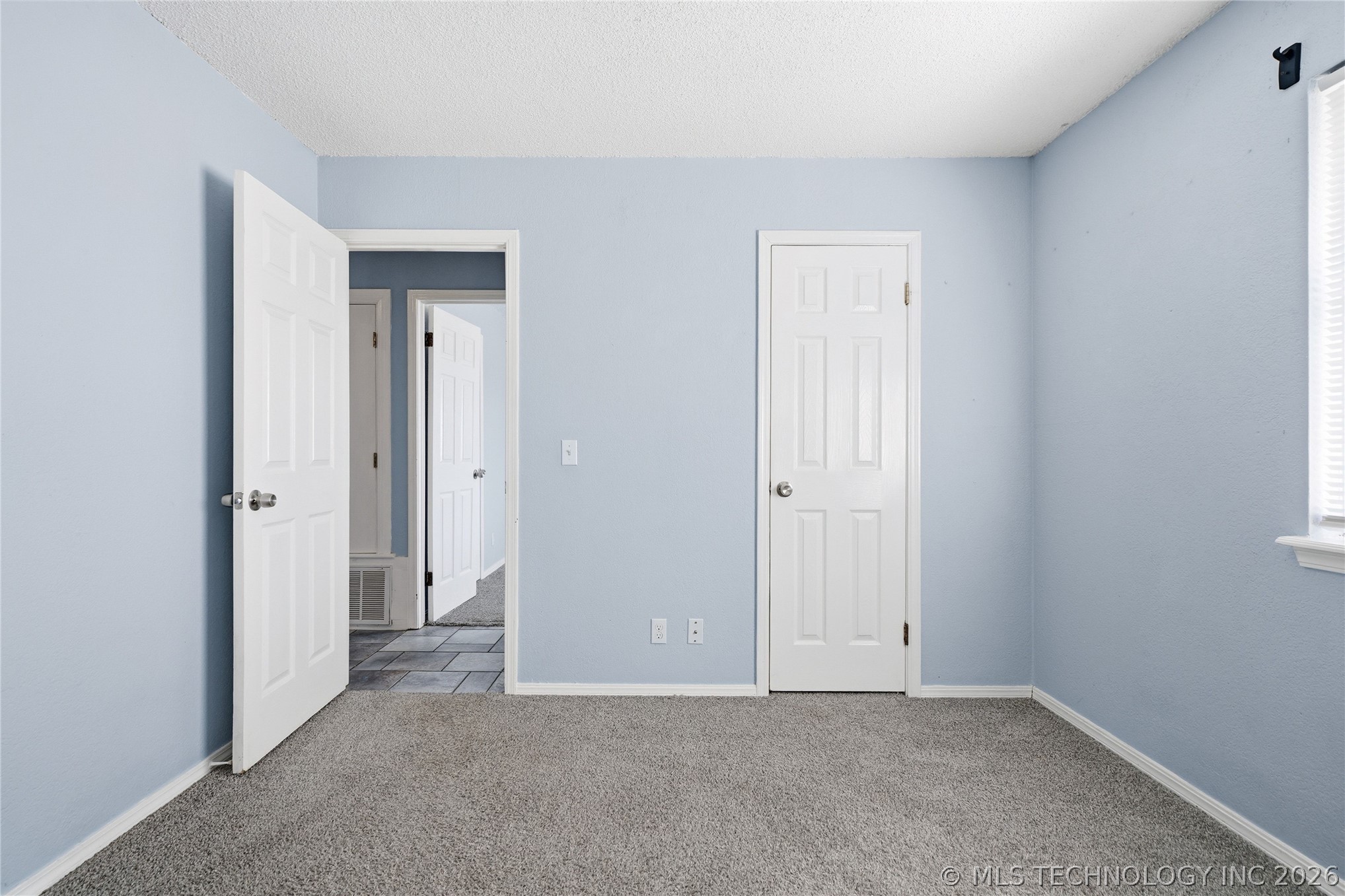 661 E 133rd Place Property Photo 17