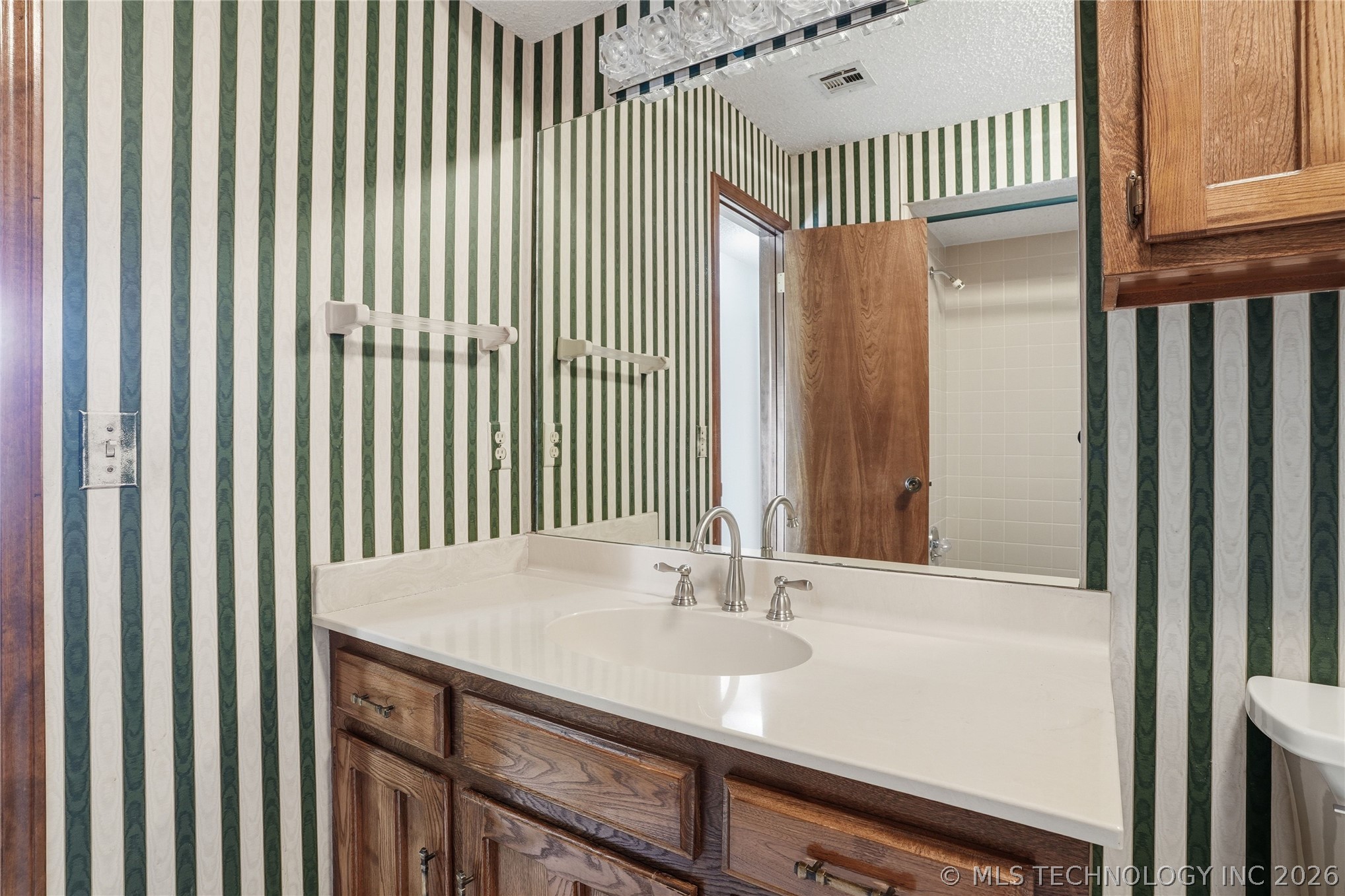 6212 S Sandusky Avenue Property Photo 15