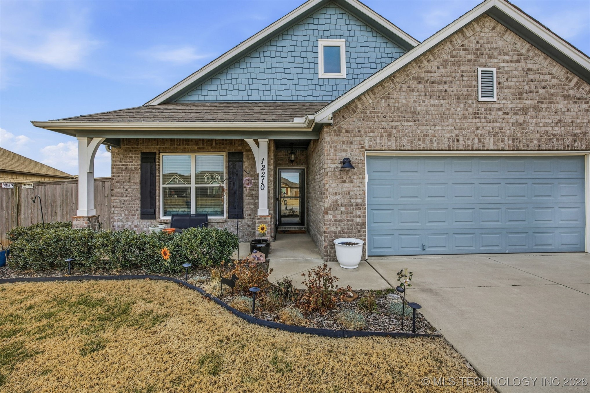 12210 N 130th East Avenue Property Photo 2