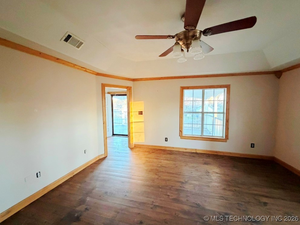 106 Ne 3rd Street Property Photo 5