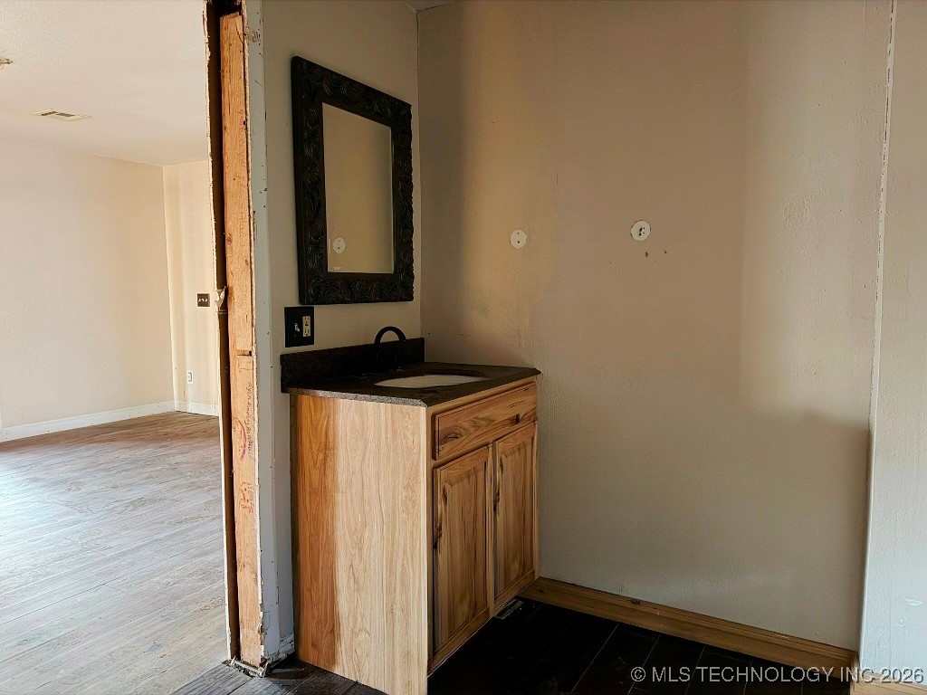 106 Ne 3rd Street Property Photo 13