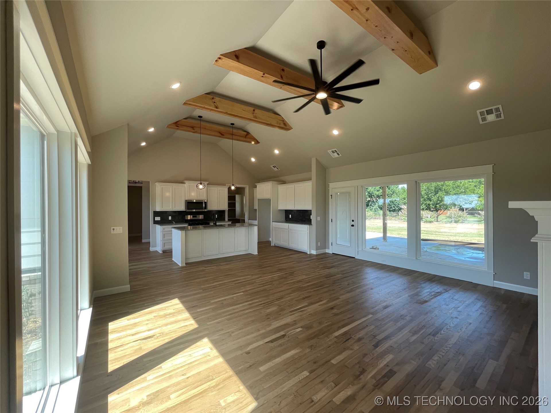 5521 E 136th Place N Property Photo 4