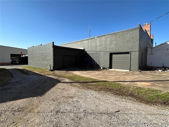 203 E 7th Street Property Photo 3