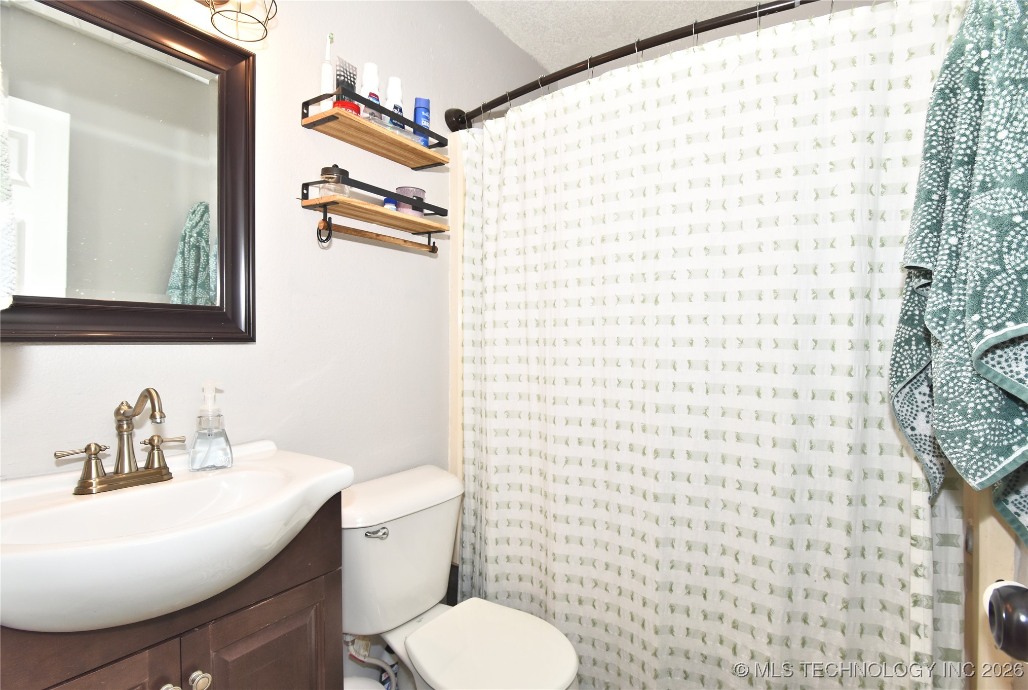 300 N Wildhorse Street Property Photo 24