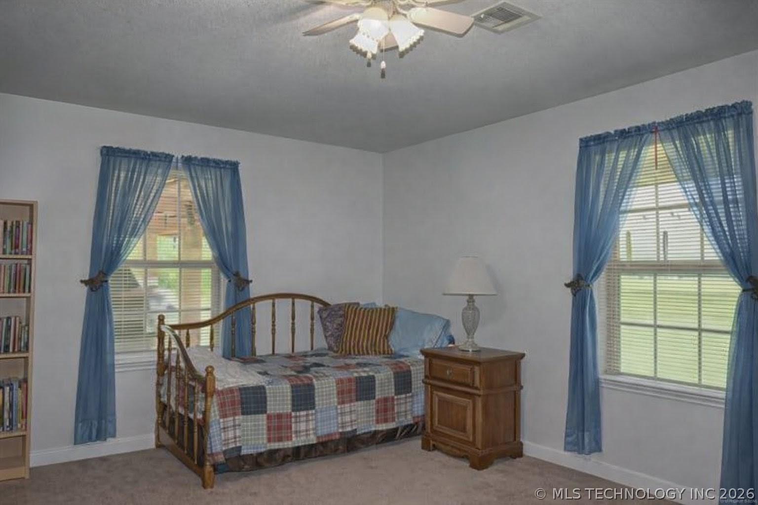 466758 Highway 101 Property Photo 16