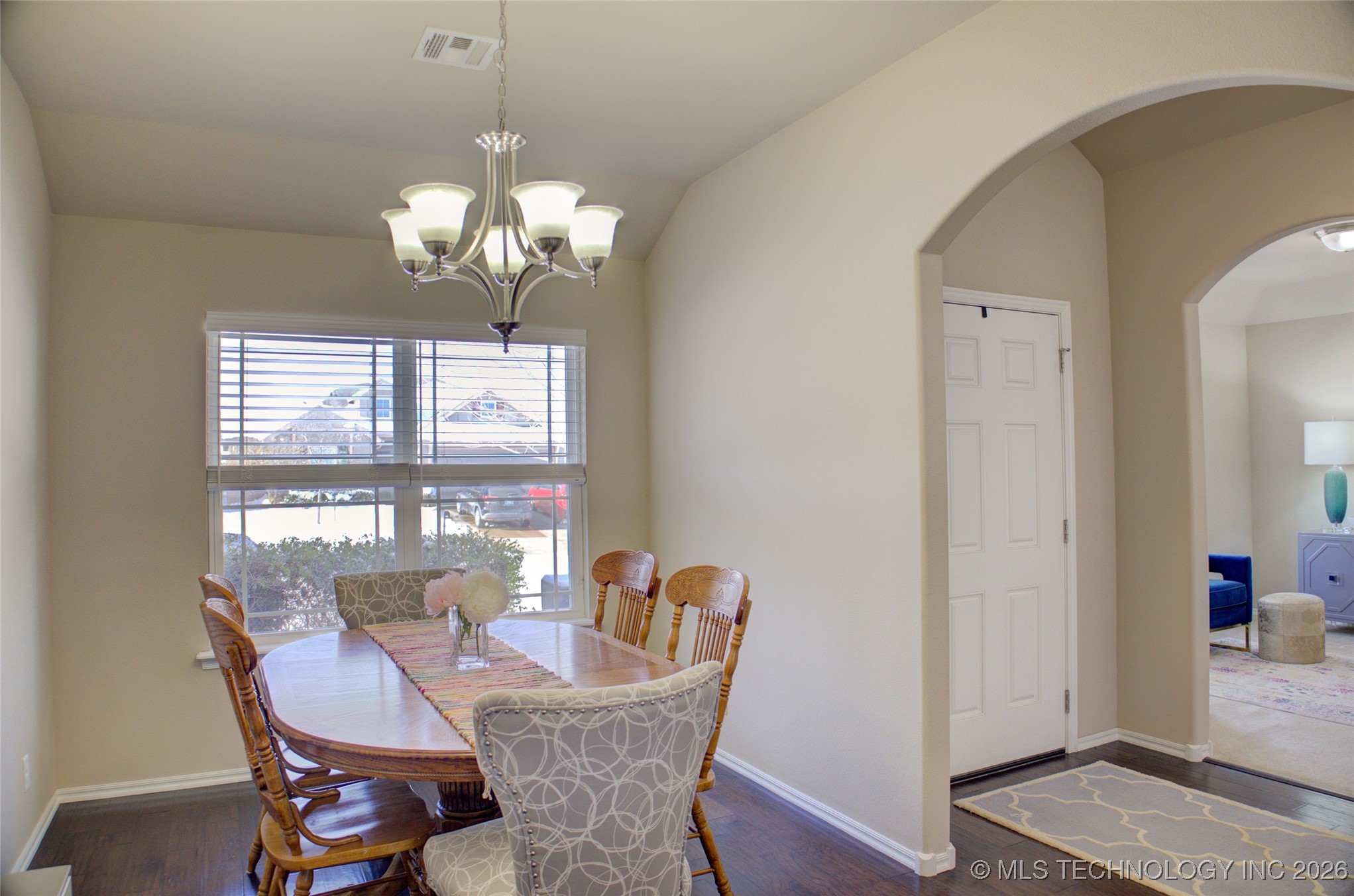 4022 W 105th Street S Property Photo 6