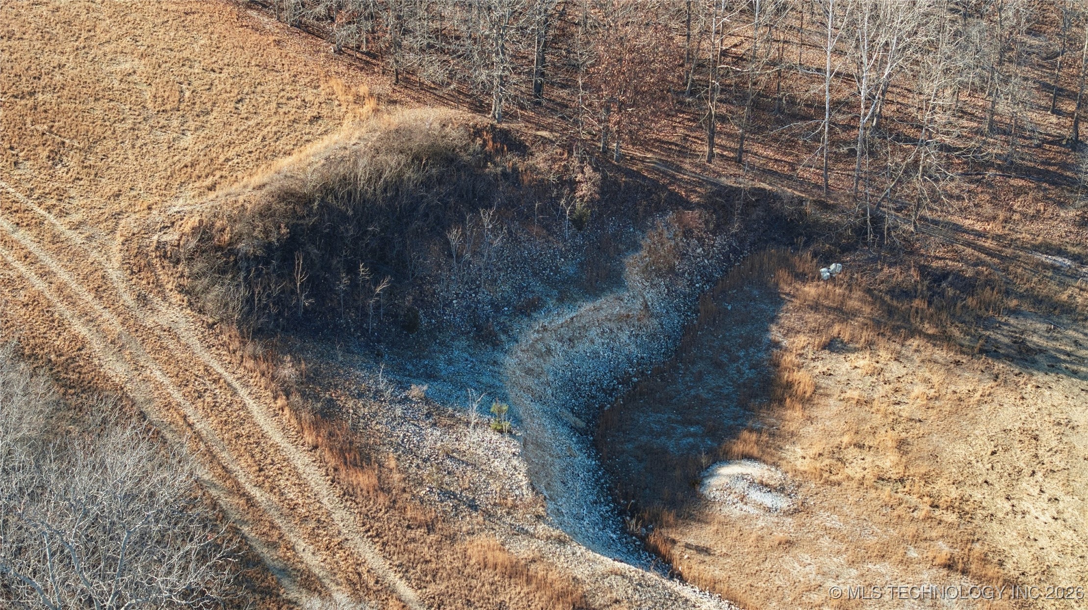 S 693 Road Property Photo 9