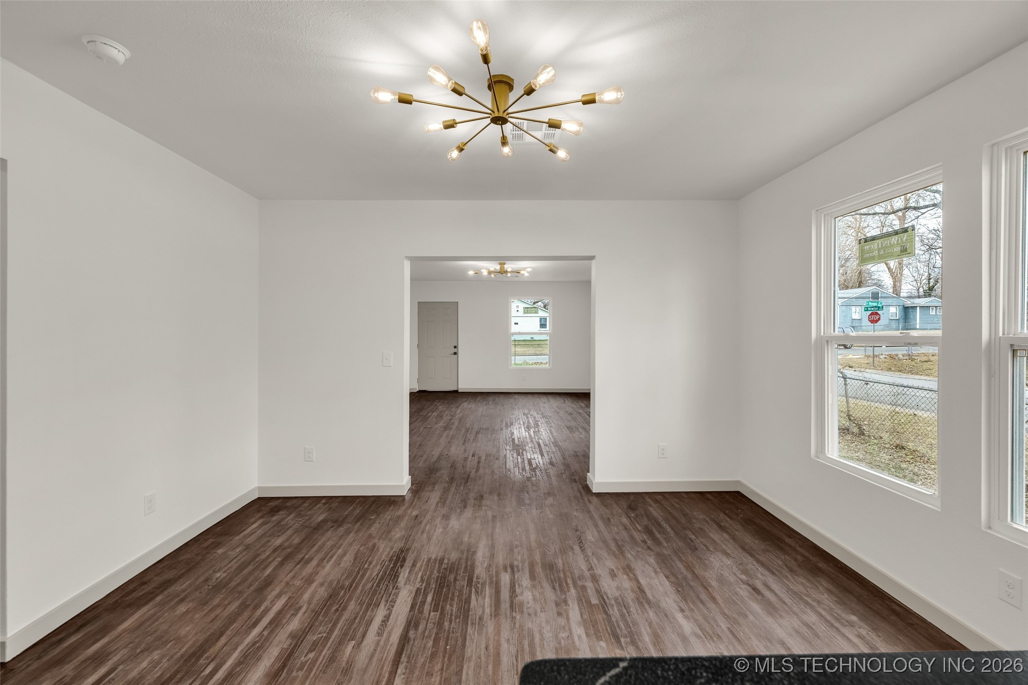 1017 W Newton Street Property Photo 22