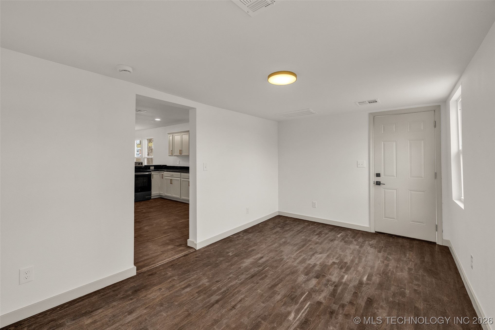 1017 W Newton Street Property Photo 26