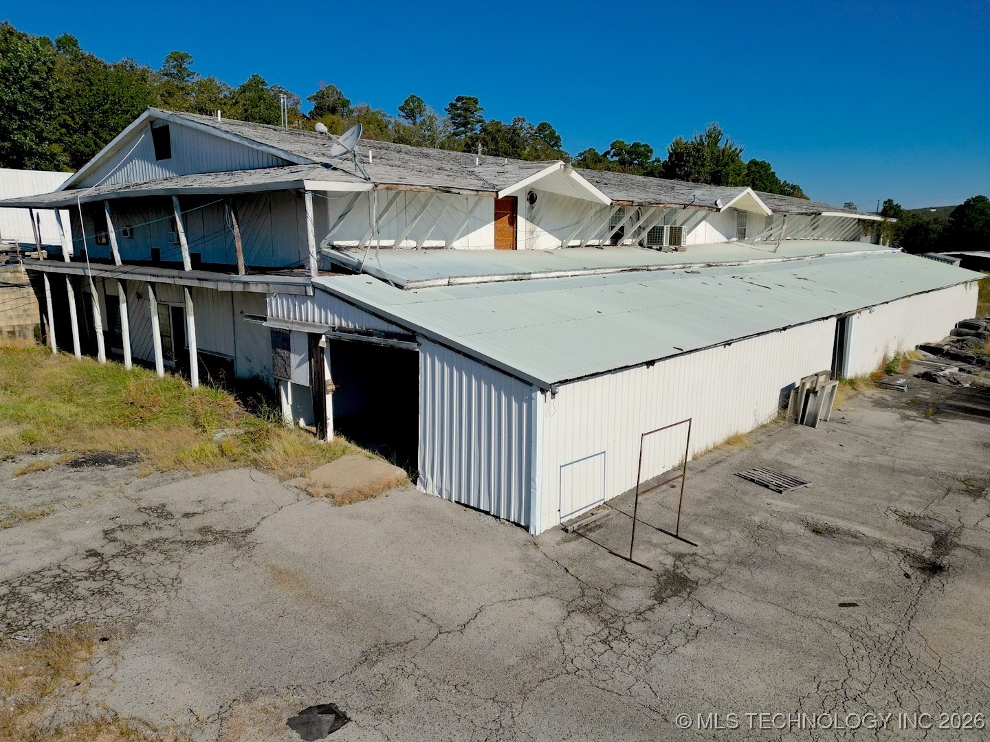 7987 N Highway 69 Property Photo 23