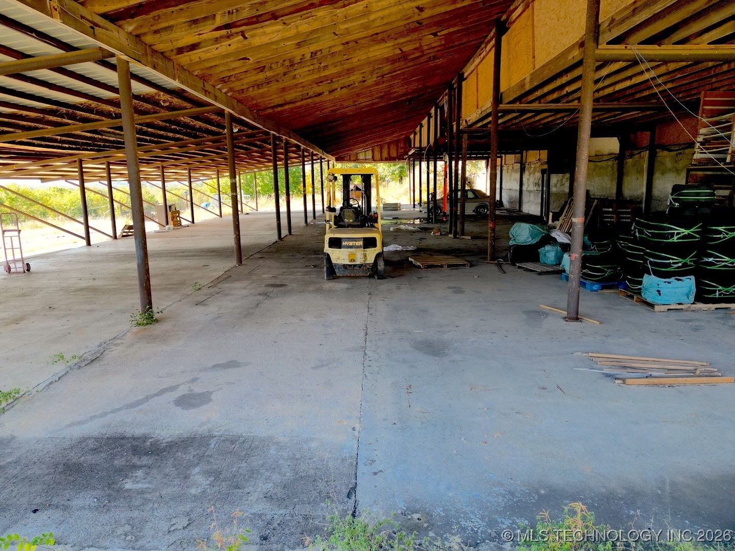 7987 N Highway 69 Property Photo 29