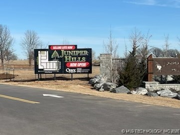 21868 E 140th Street S Property Photo 1