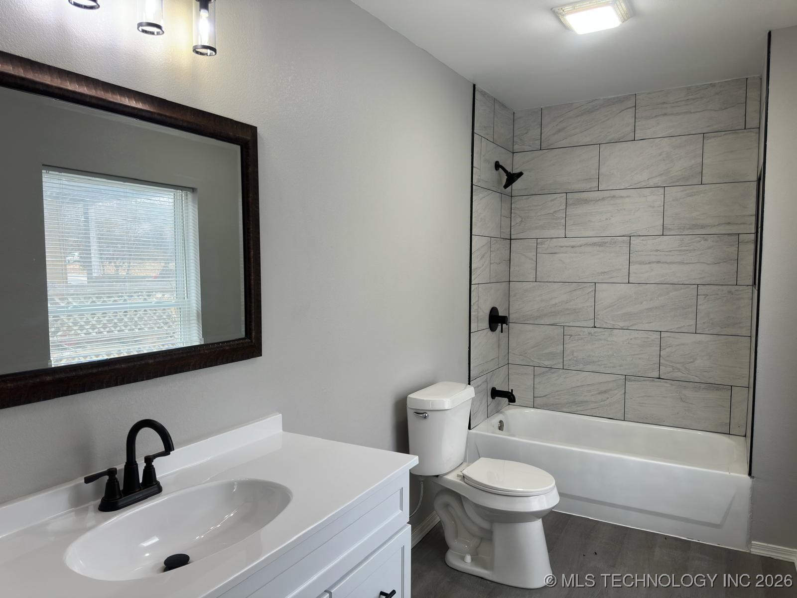 1503 Callahan Property Photo 6