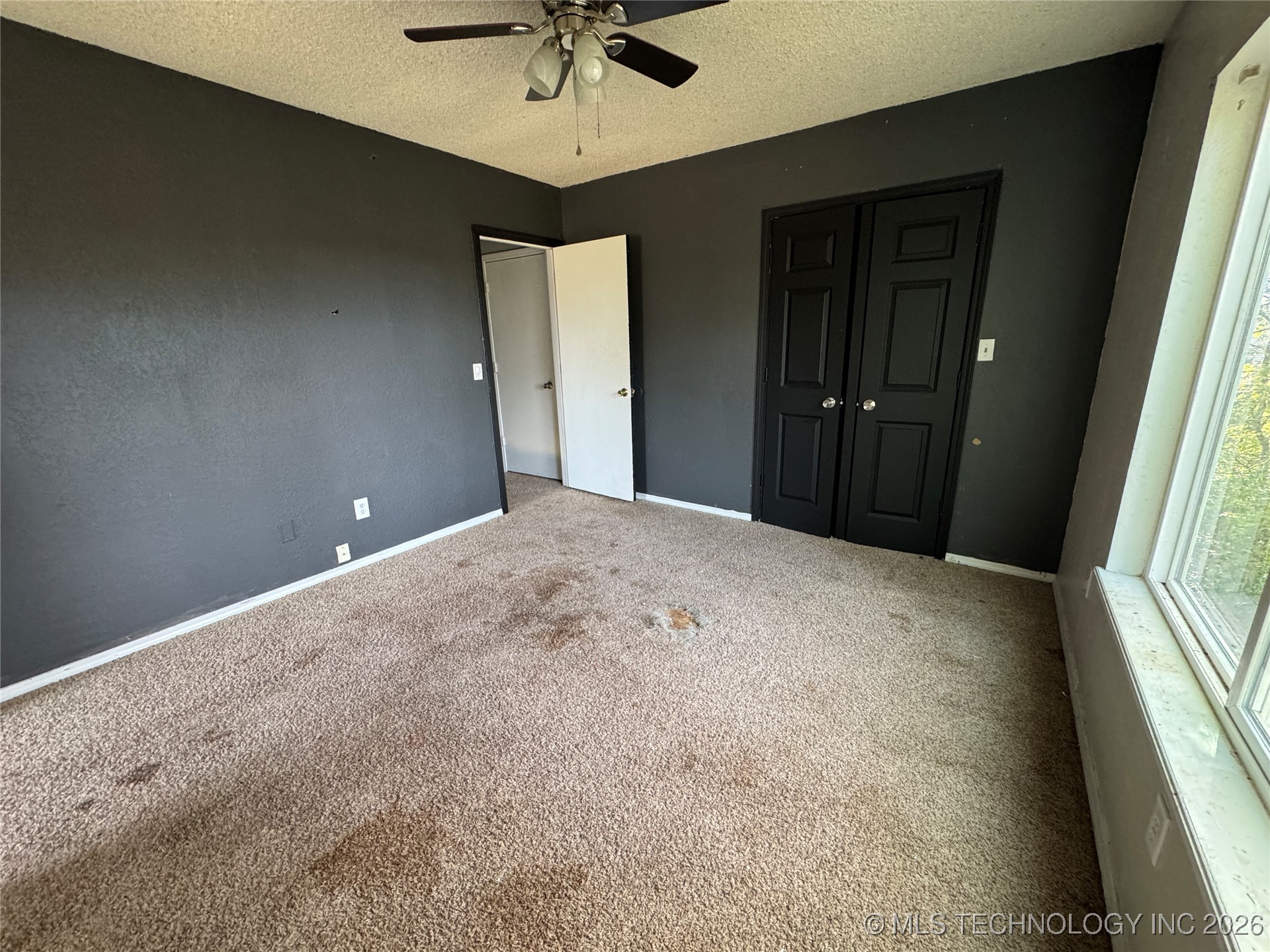 516 W 11th Avenue Property Photo 10