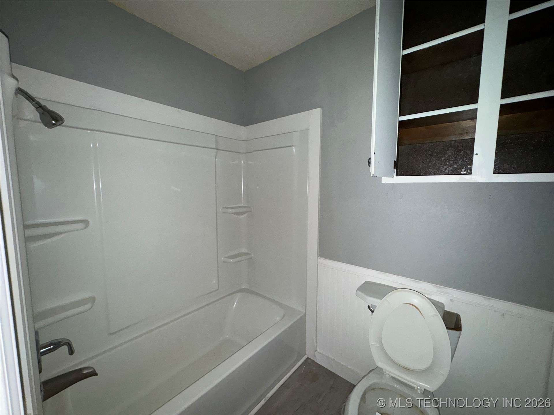 516 W 11th Avenue Property Photo 11