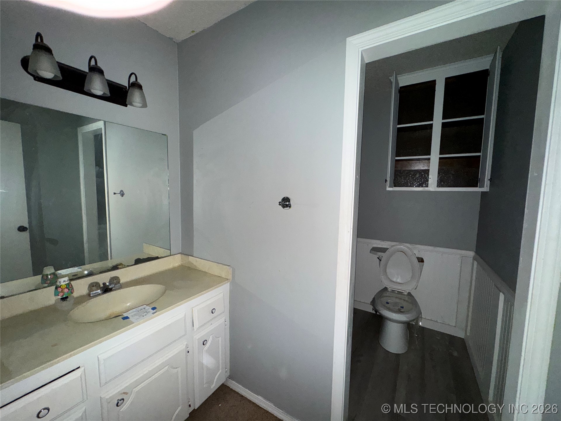 516 W 11th Avenue Property Photo 12