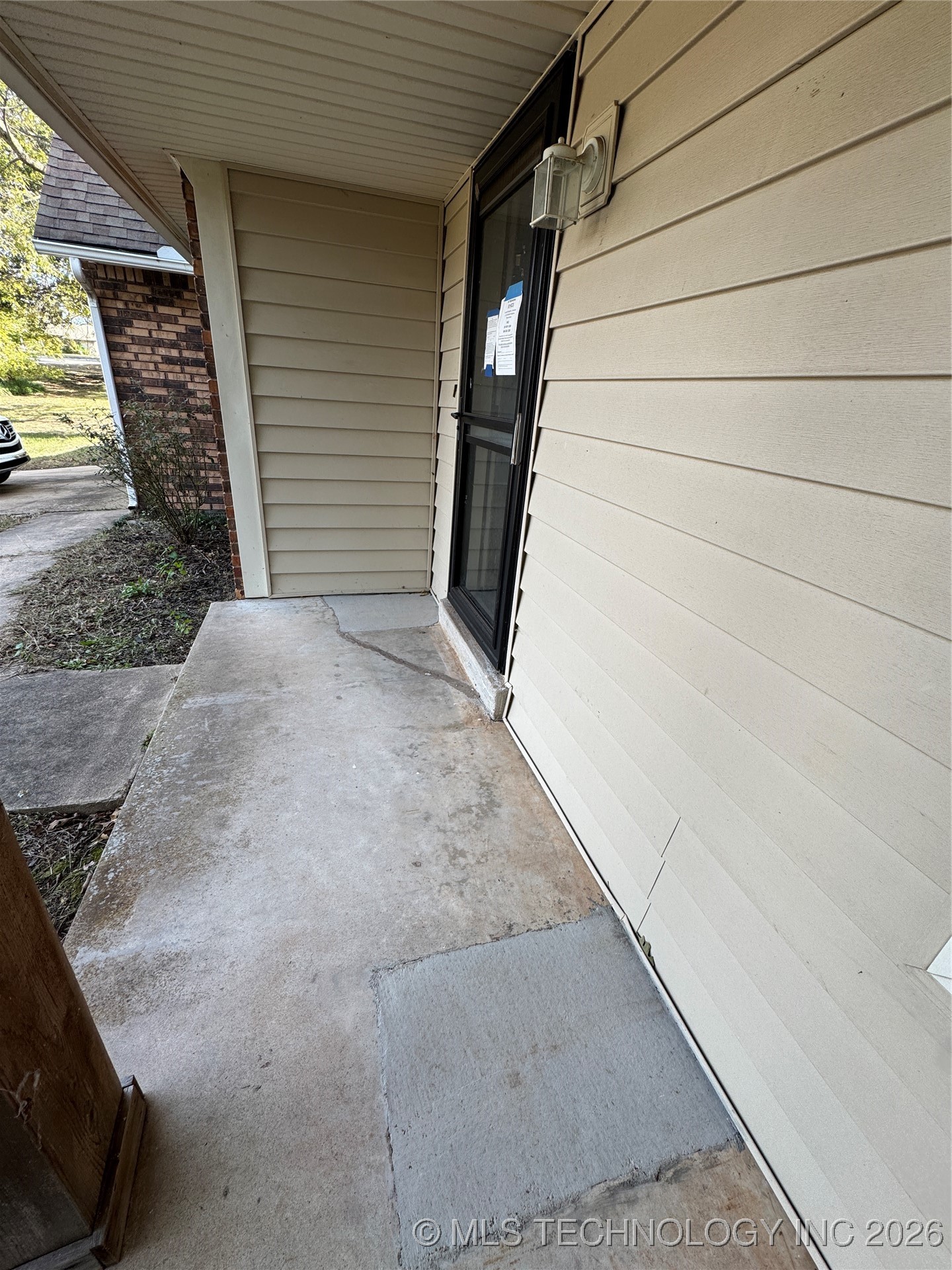 516 W 11th Avenue Property Photo 17