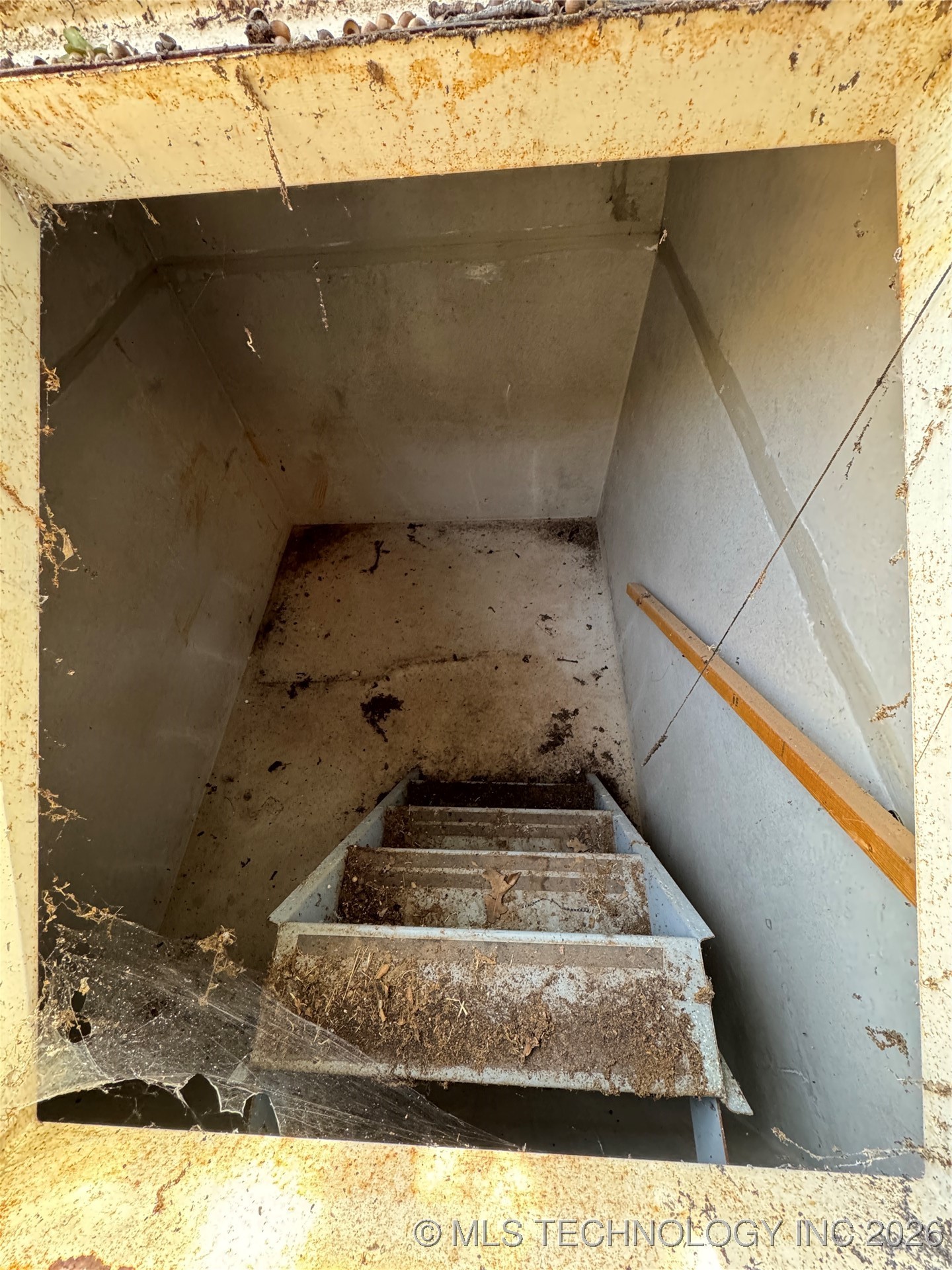 516 W 11th Avenue Property Photo 19