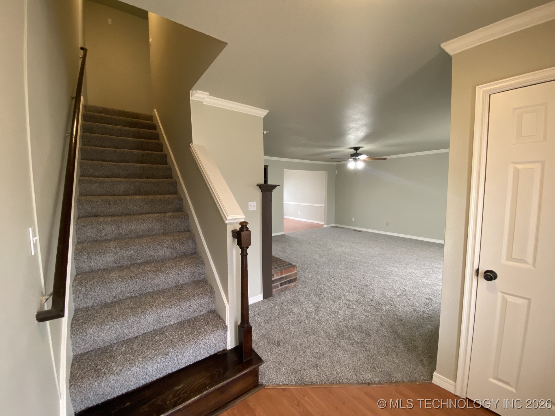 3503 S Dogwood Avenue Property Photo 6