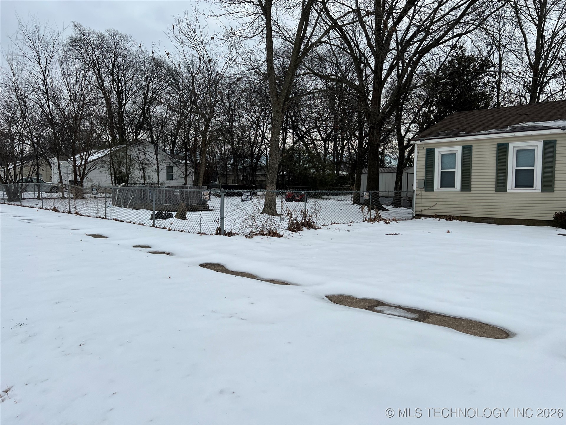 900 Se 7th Street Property Photo 3