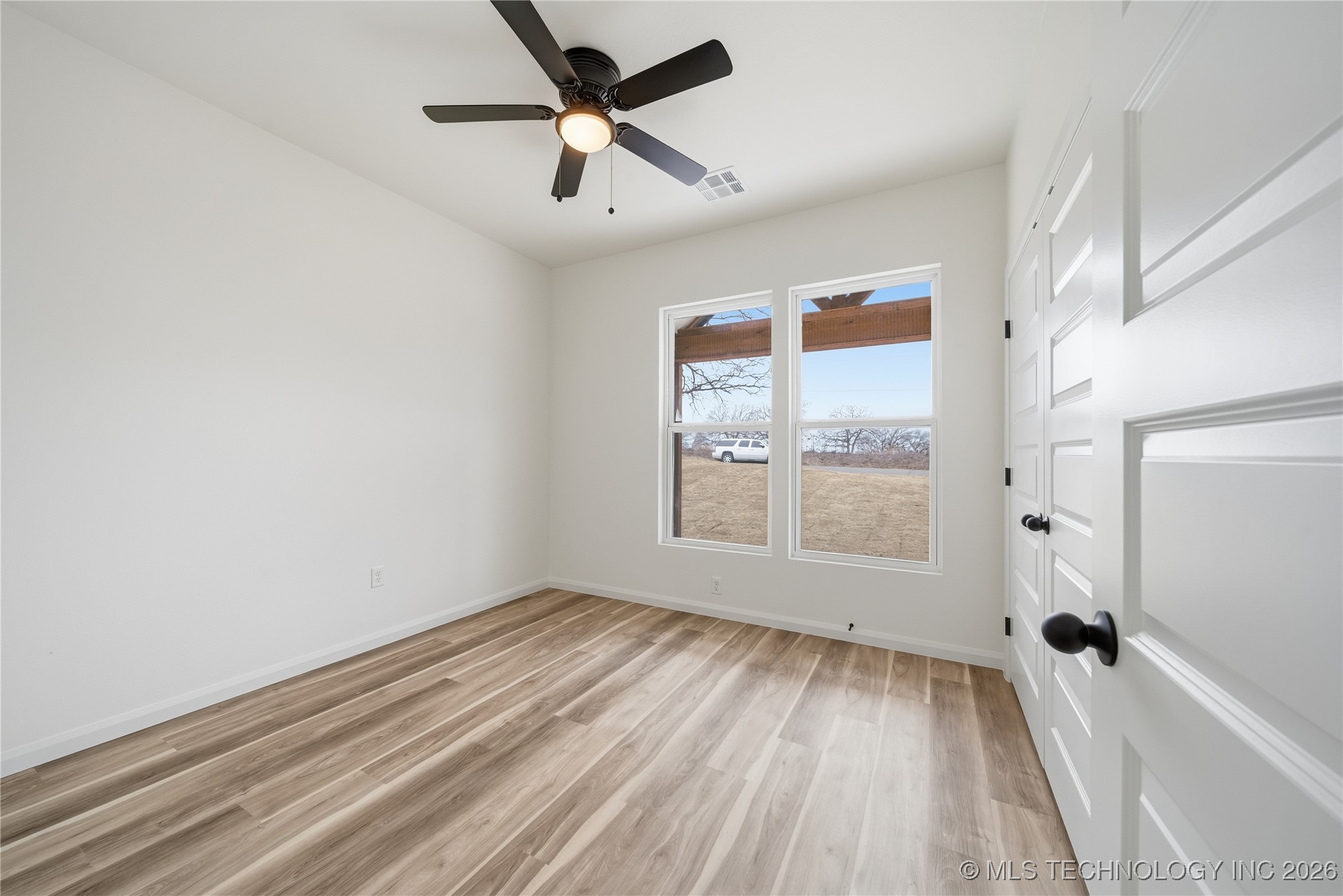 2207 Airport Road W Property Photo 22