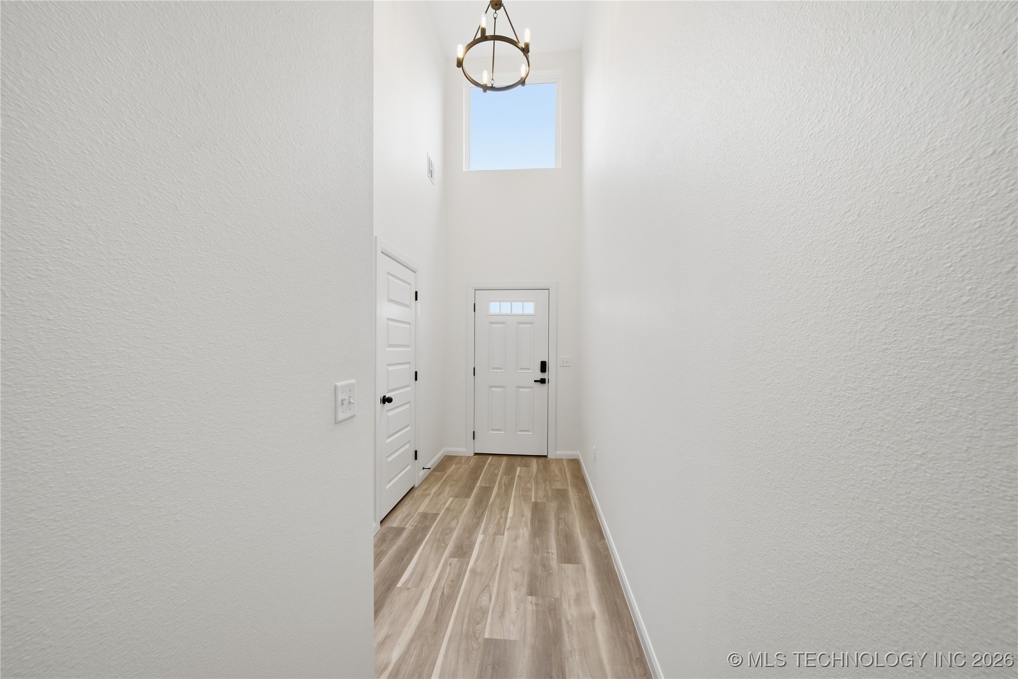 2207 Airport Road W Property Photo 32