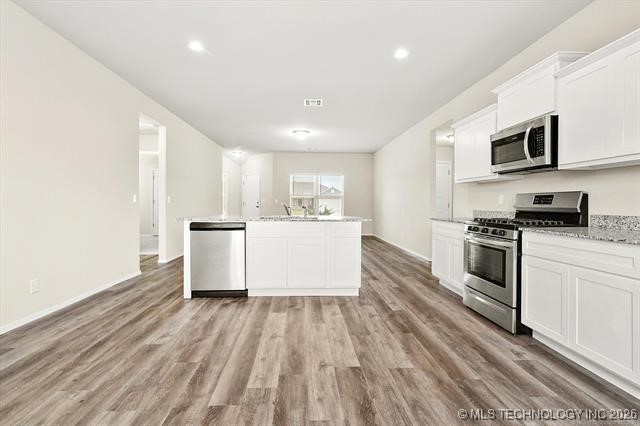 1008 E Richmond Street Property Photo 6