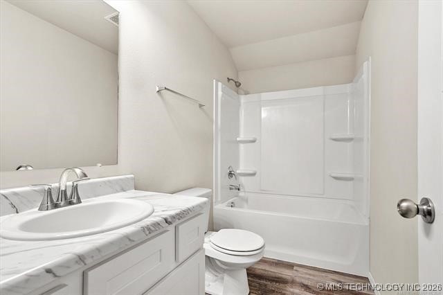 1008 E Richmond Street Property Photo 9