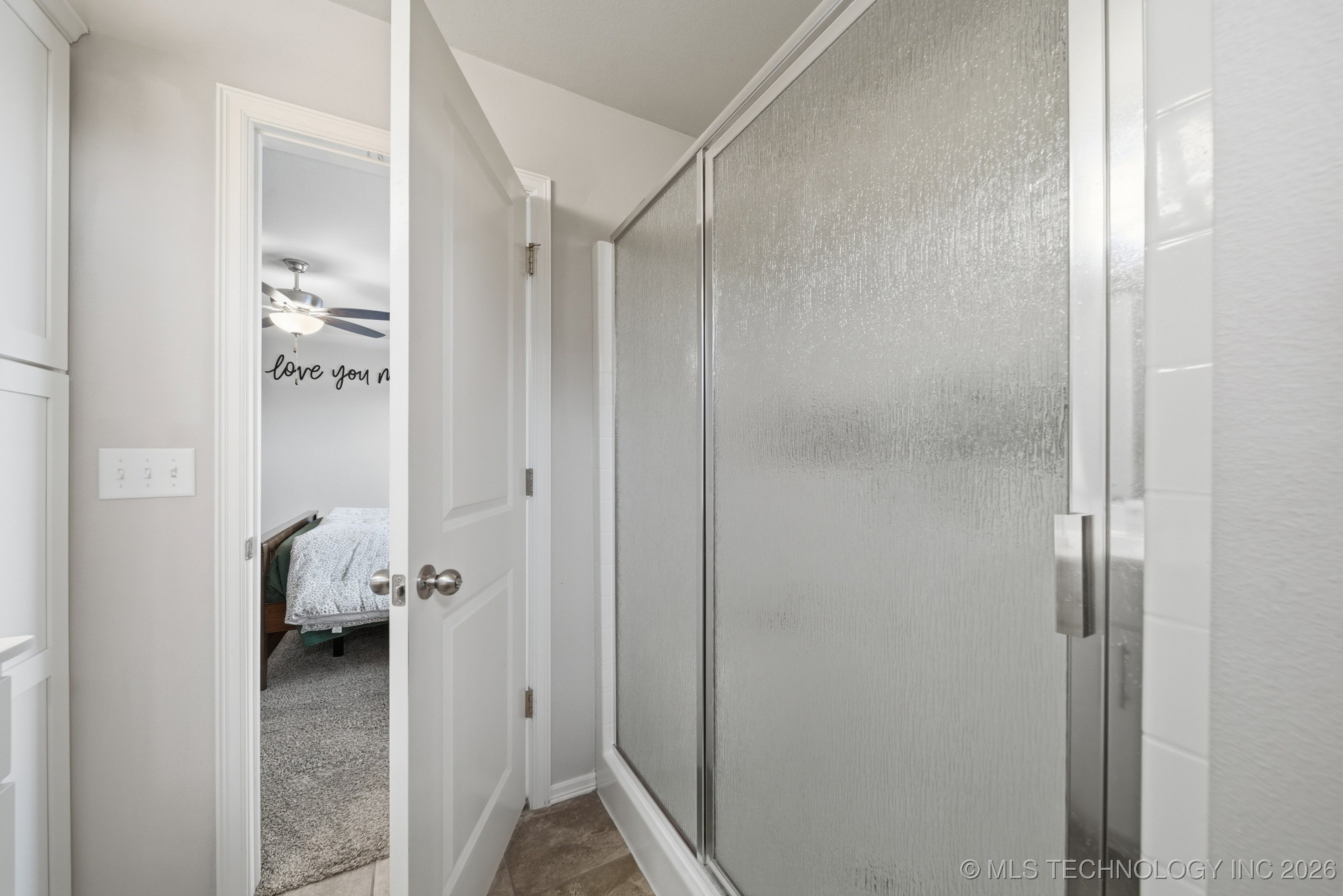 7221 S Hemlock Avenue Property Photo 23