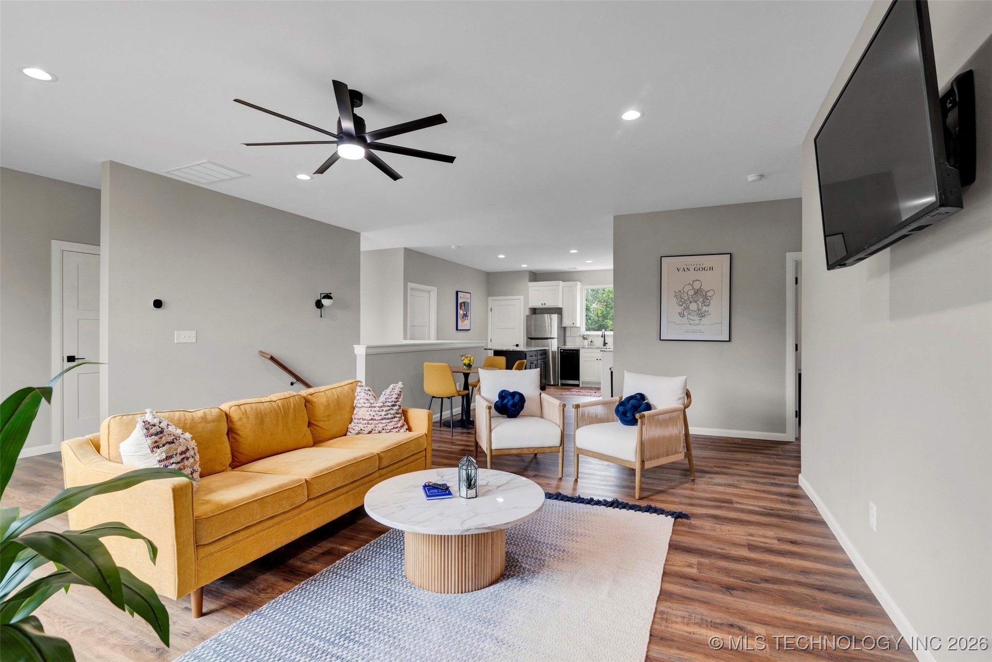 726 E Tecumseh Street Property Photo 4