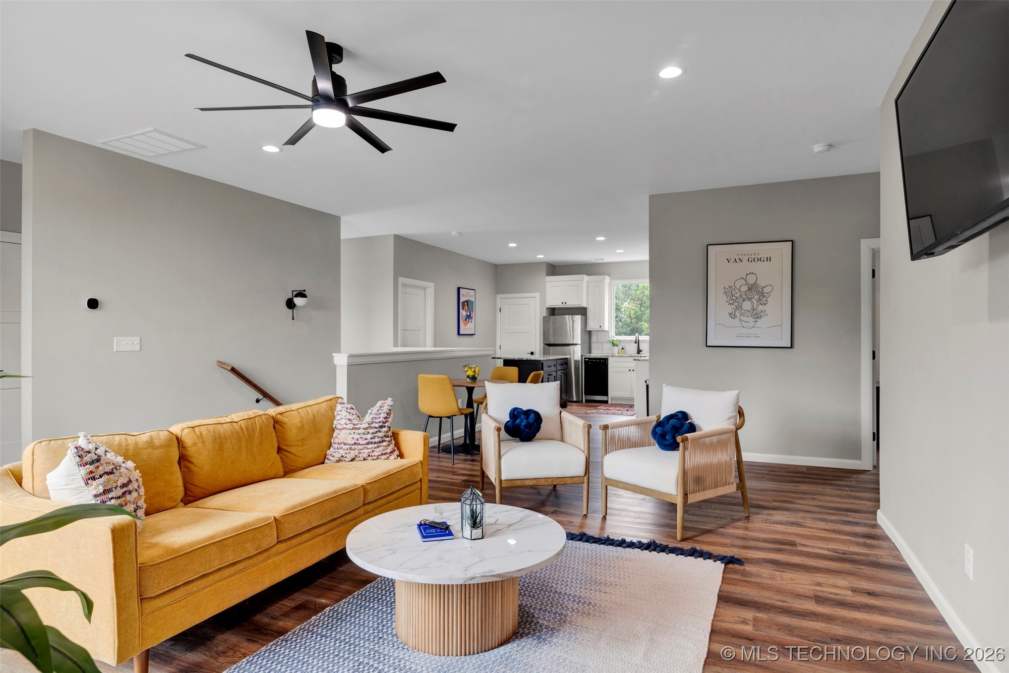 726 E Tecumseh Street Property Photo 5