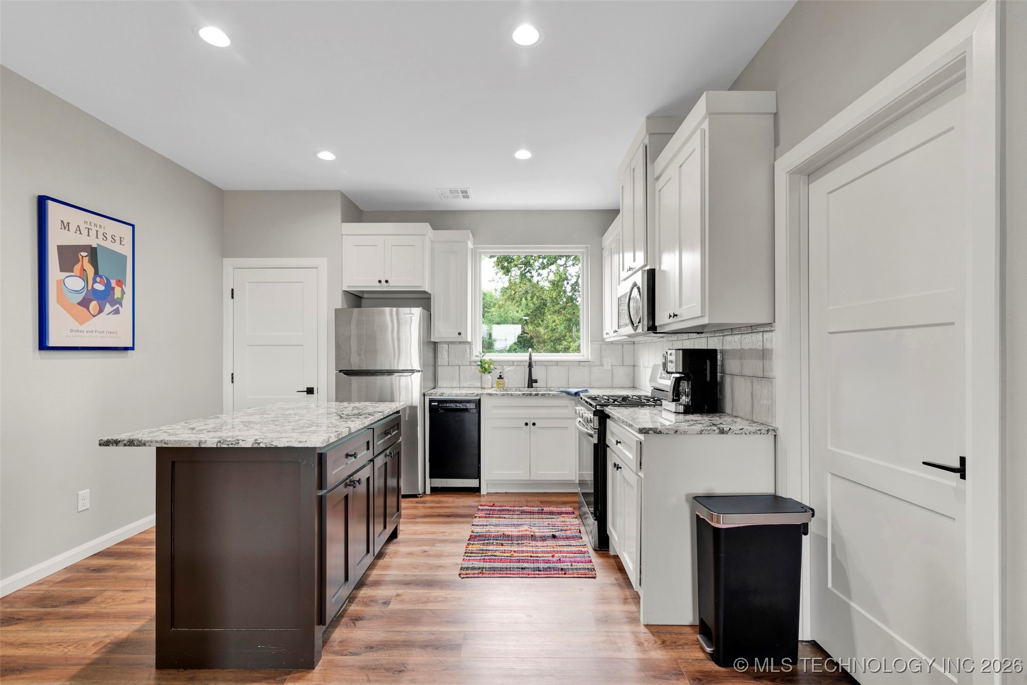 726 E Tecumseh Street Property Photo 9