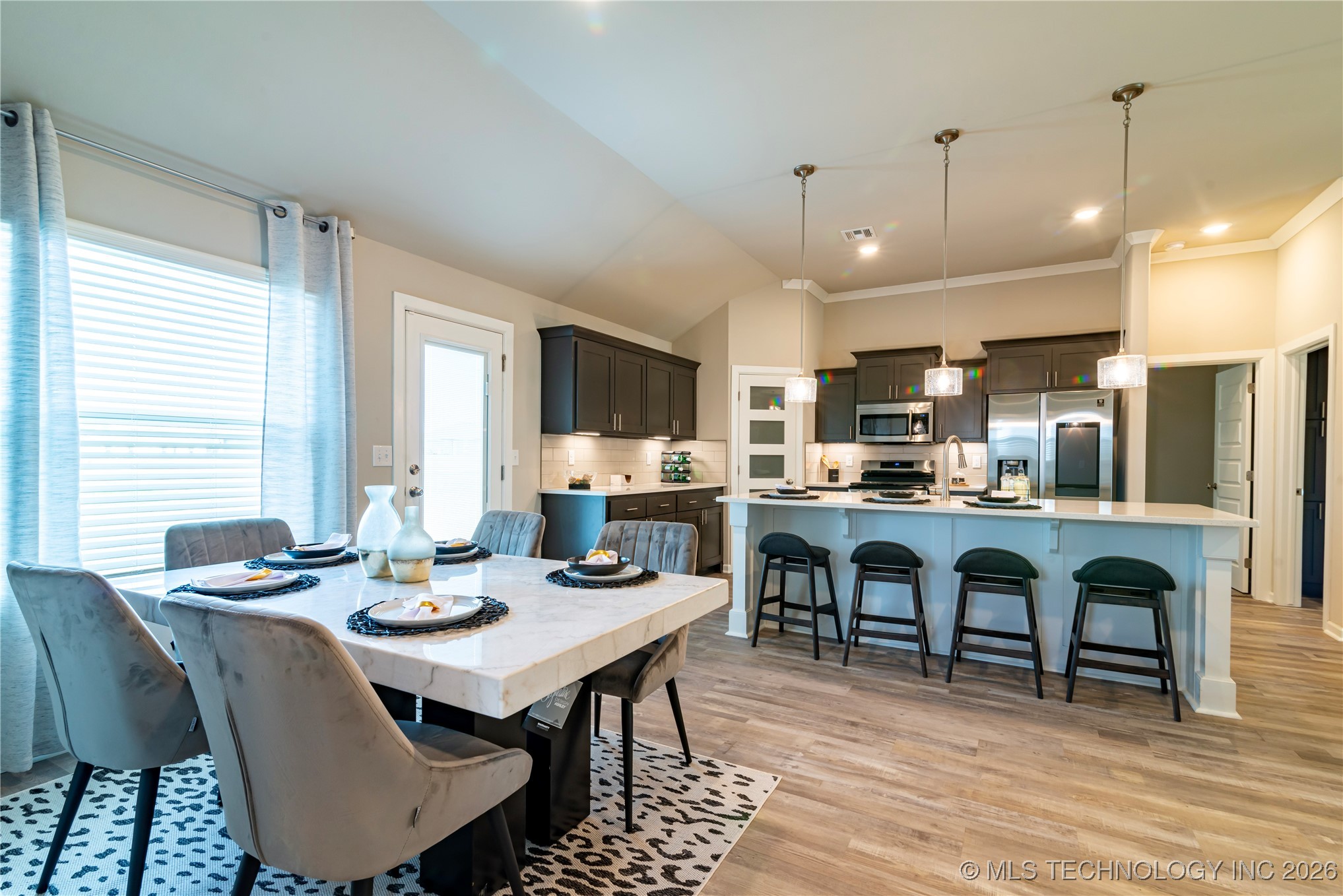 1403 E 150th Place S Property Photo 12