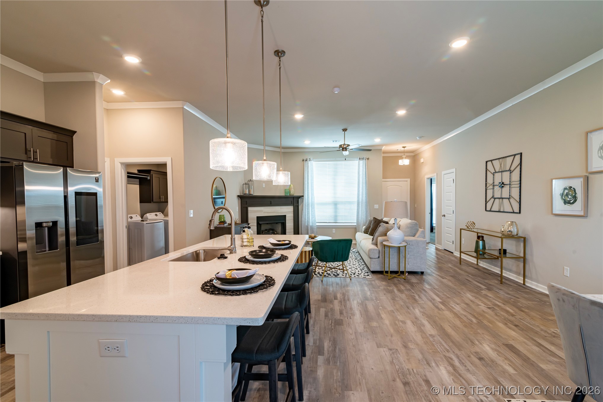 1403 E 150th Place S Property Photo 17