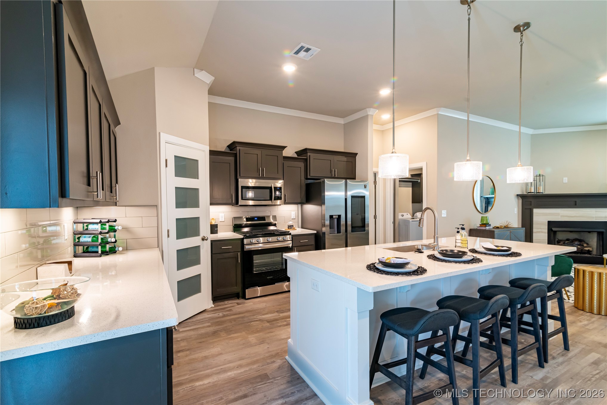 1403 E 150th Place S Property Photo 18